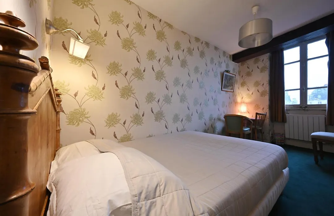 Hotel Esmeralda-1